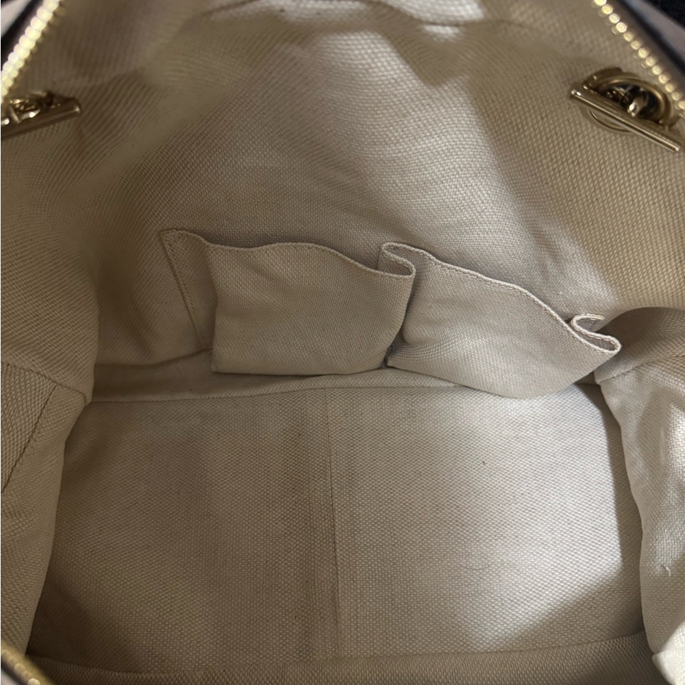 Authentic Gucci Soho Suede Bag - Picture 7 of 9